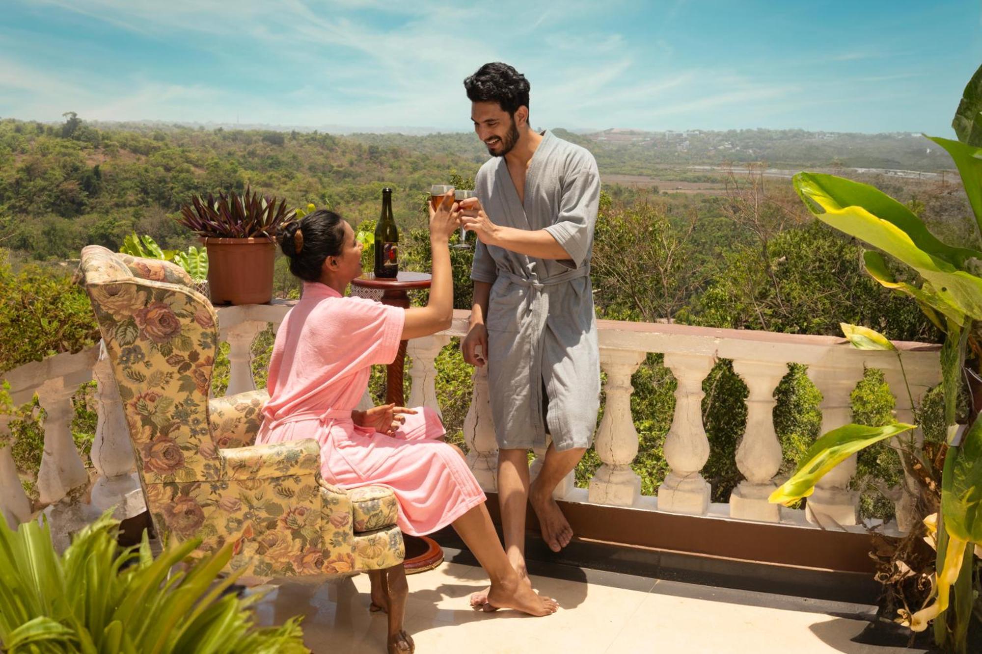 Westwood Residence Goa - The Boutique Hotel マプサ エクステリア 写真